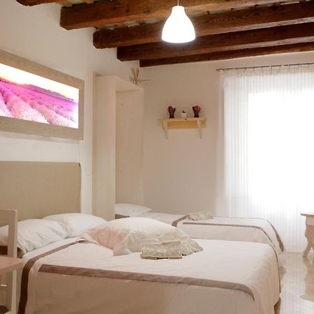 Appartamento Alla Corte Dei Misteri Trapani Exteriör bild